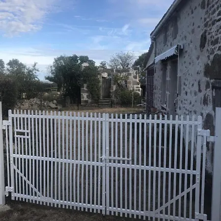 Holiday home Chaleureux Avec Jardin, Cheminee, Velos Et Equipements Eco-responsables A - Fr-1-489-349 Louroux-de-Beaune