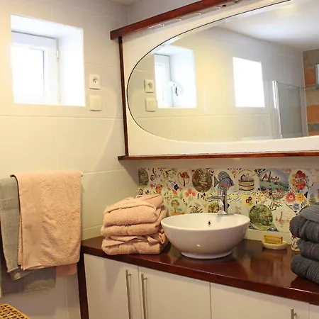 Holiday home Chaleureux Avec Jardin, Cheminee, Velos Et Equipements Eco-responsables A - Fr-1-489-349